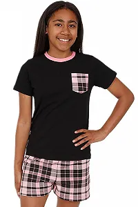Піжама Шорти для дівчат Чорний & Рожевий Тартан ціна на synthetic.ua - Фото 1 Піжама Шорти для дівчат Чорний & Рожевий Тартан synthetic.ua - Фото 1