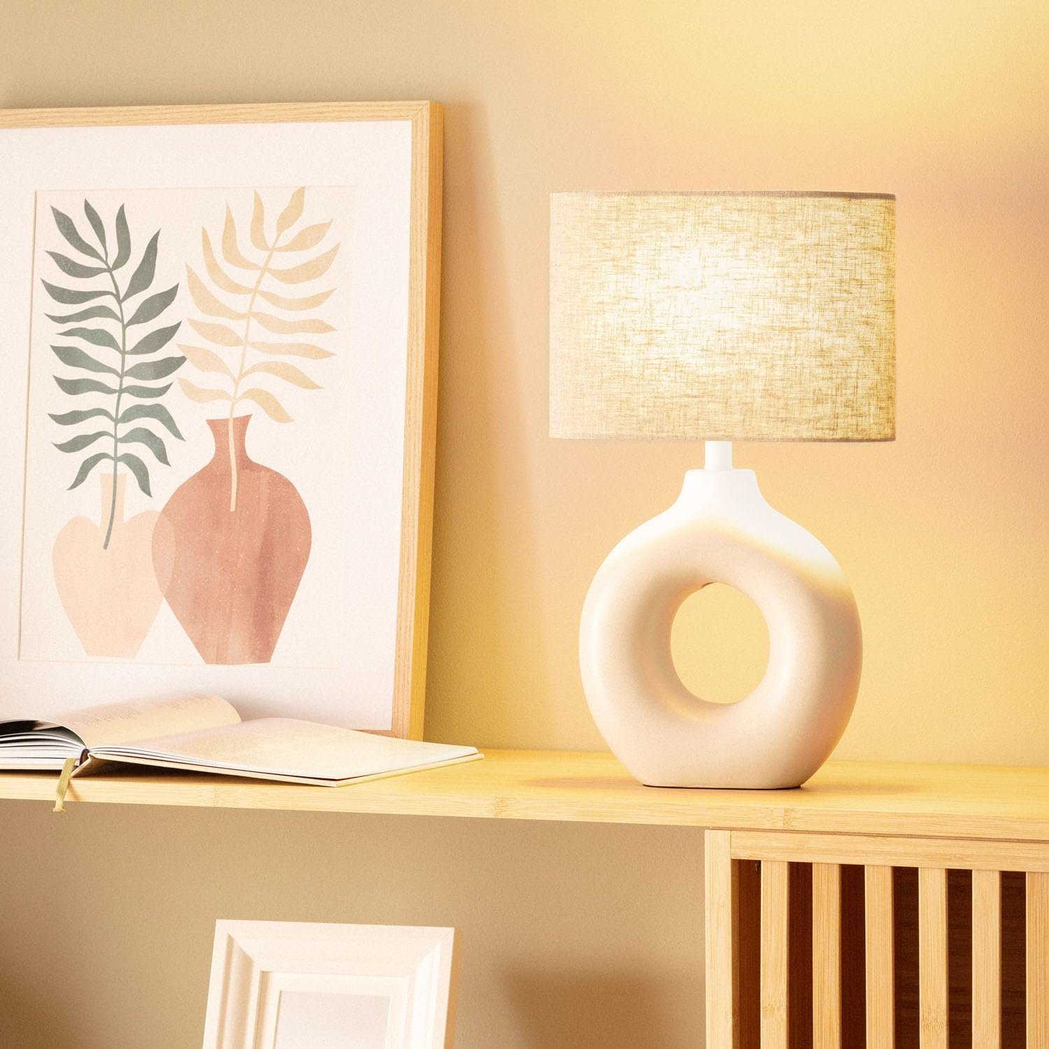 Настільна лампа LEDKIA LIGHTING Memphis Ceramic & Fabric E27 IP20 Бежева, фото №2