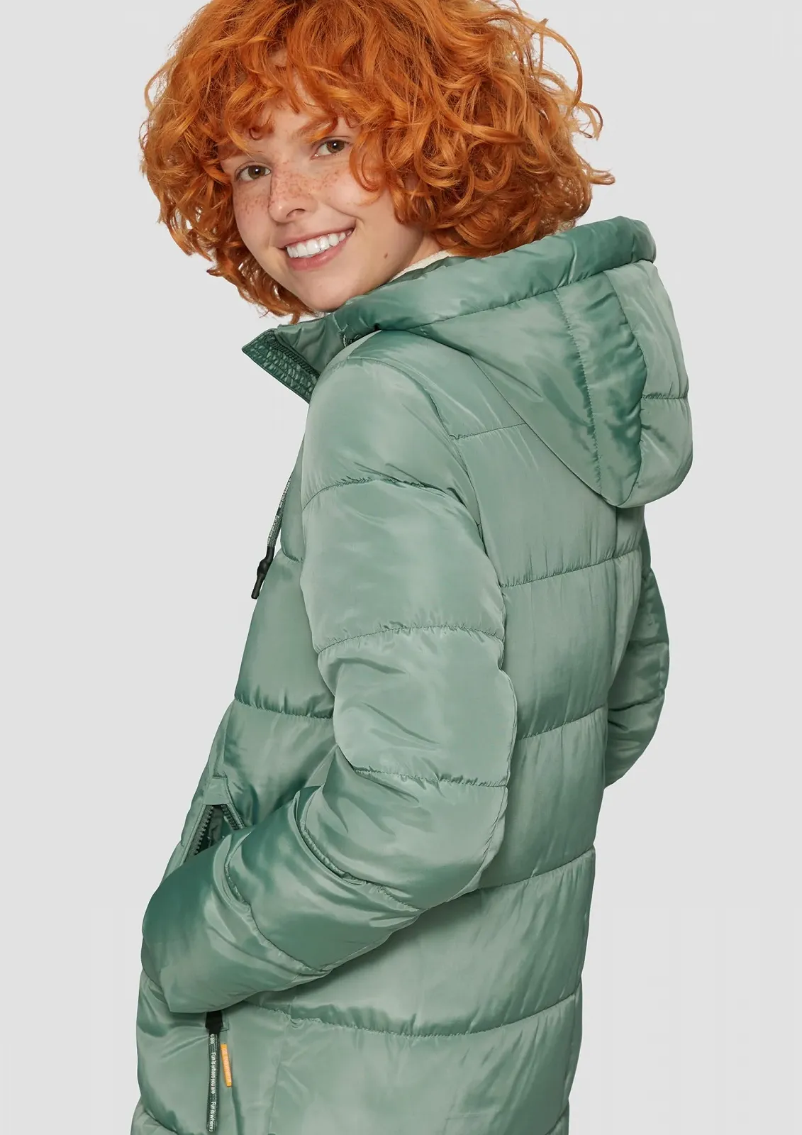 Жіноче пальто стьобане з капюшоном QS, фото №2