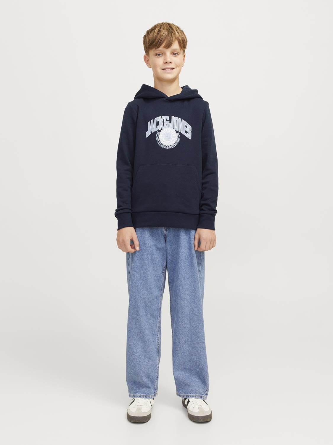 Толстовка Jack & Jones JJKAM Varsity Branding Sweat Hood JNR для хлопчиків, фото №2 Толстовка Jack & Jones JJKAM Varsity Branding Sweat Hood JNR для хлопчиків, фото №2