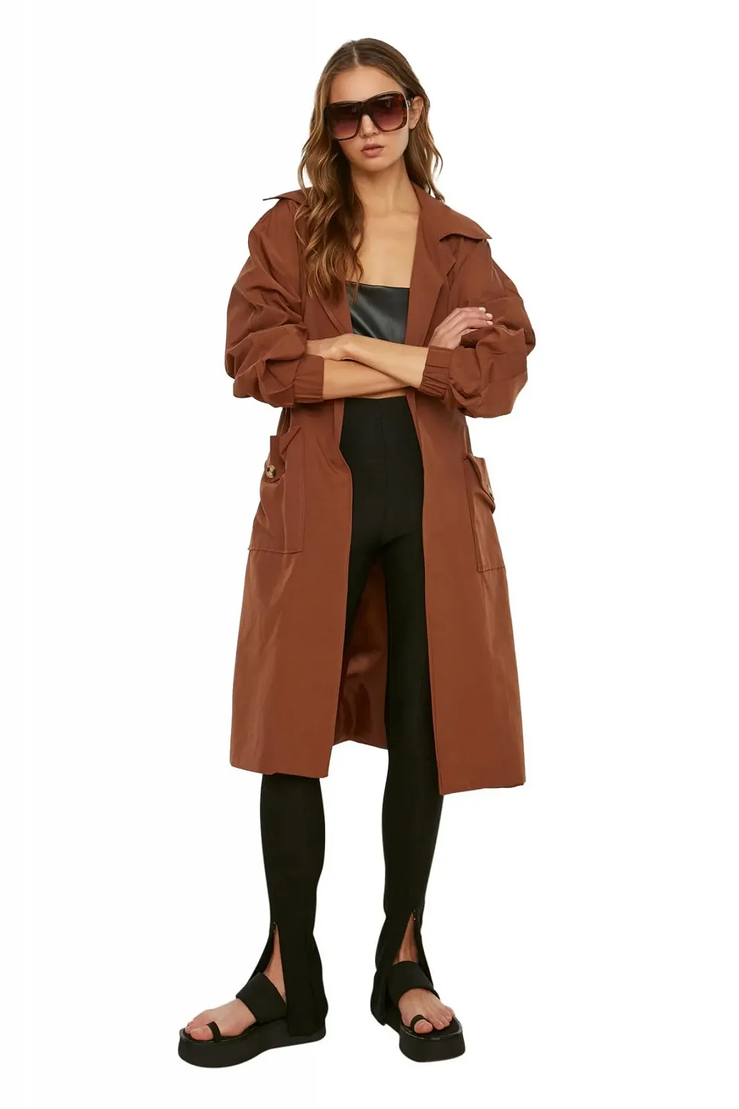 Тренч TRENDYOL Длинный с поясом и ремешком, фото №1 Тренч TRENDYOL Длинный с поясом и ремешком, фото №1