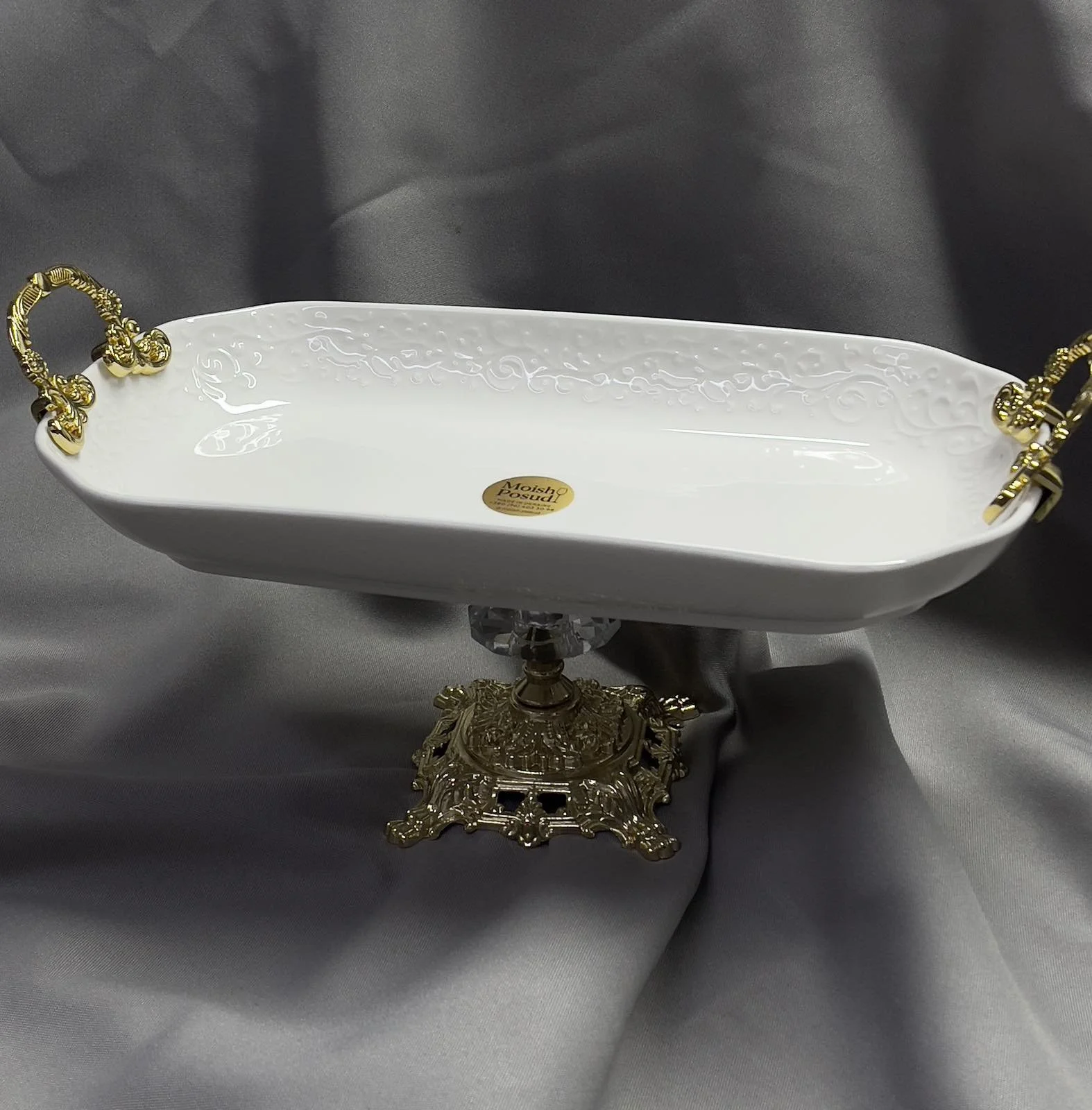 Блюдо сервіровочне на золотій ніжці з золотими ручками  32х18 см поглиблене, фото №1