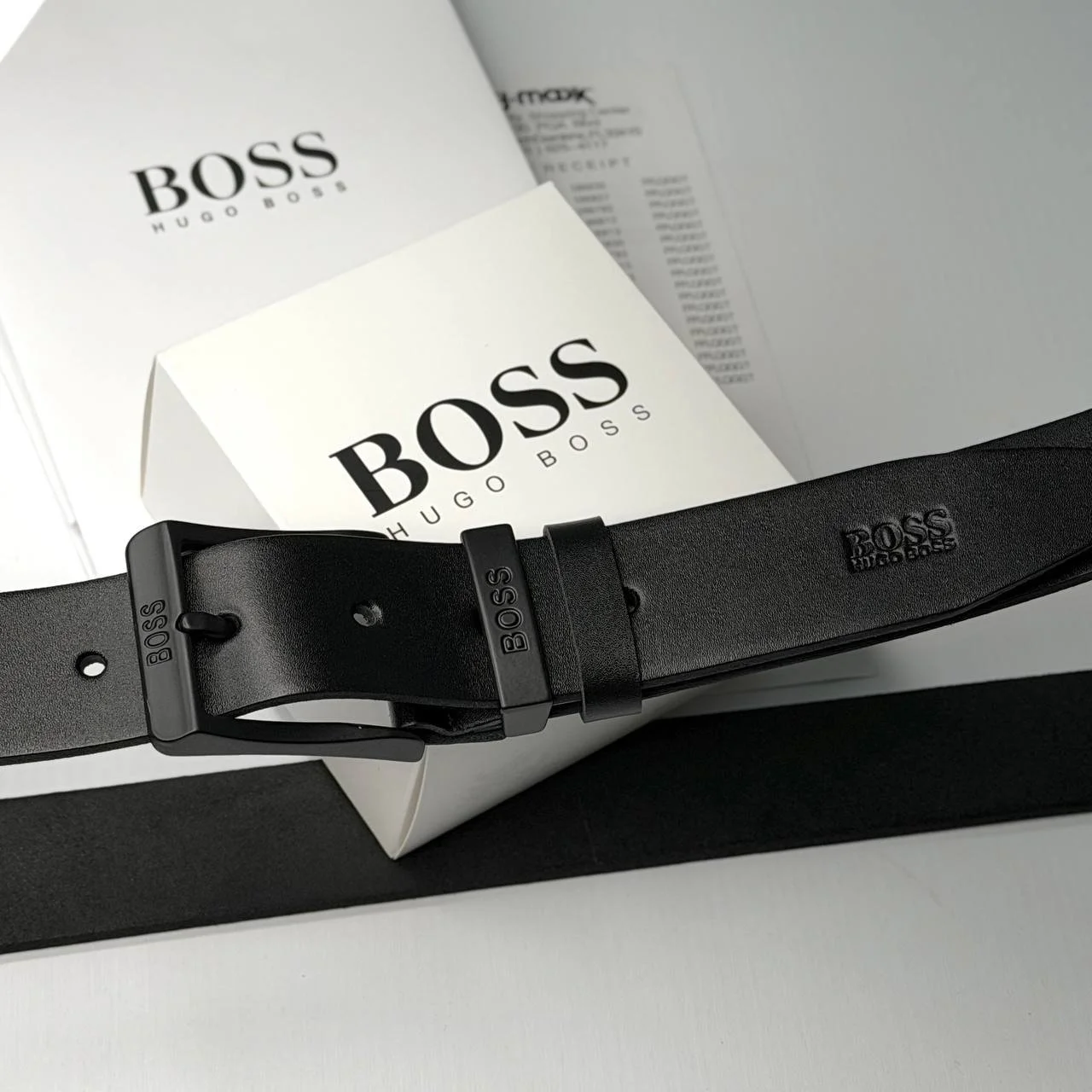Чоловічий шкіряний ремінь BOSS, з чорною пряжкою, фото №5