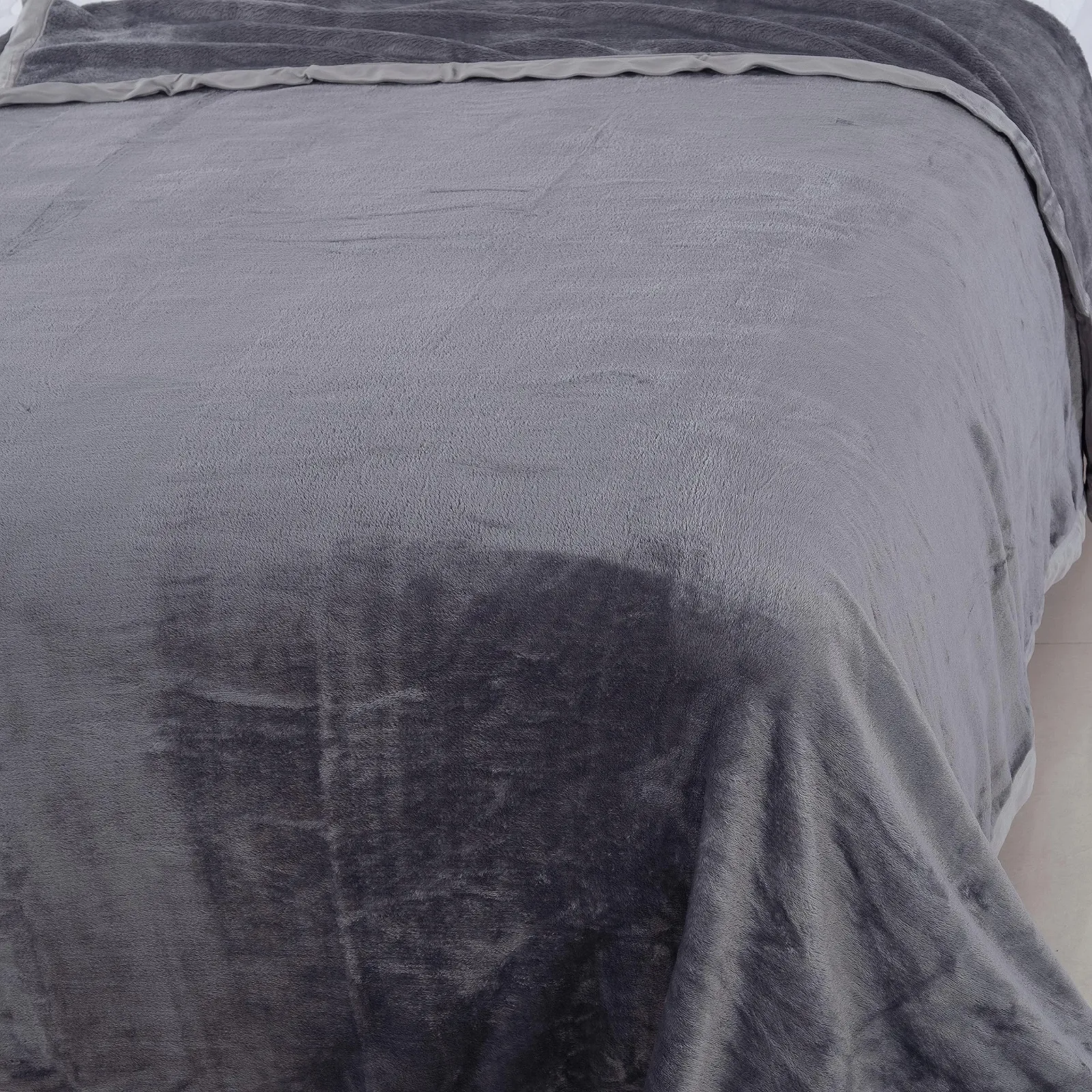 Покривало бронзова однотонна 150 x 200 см (темно-сірий), фото №4
