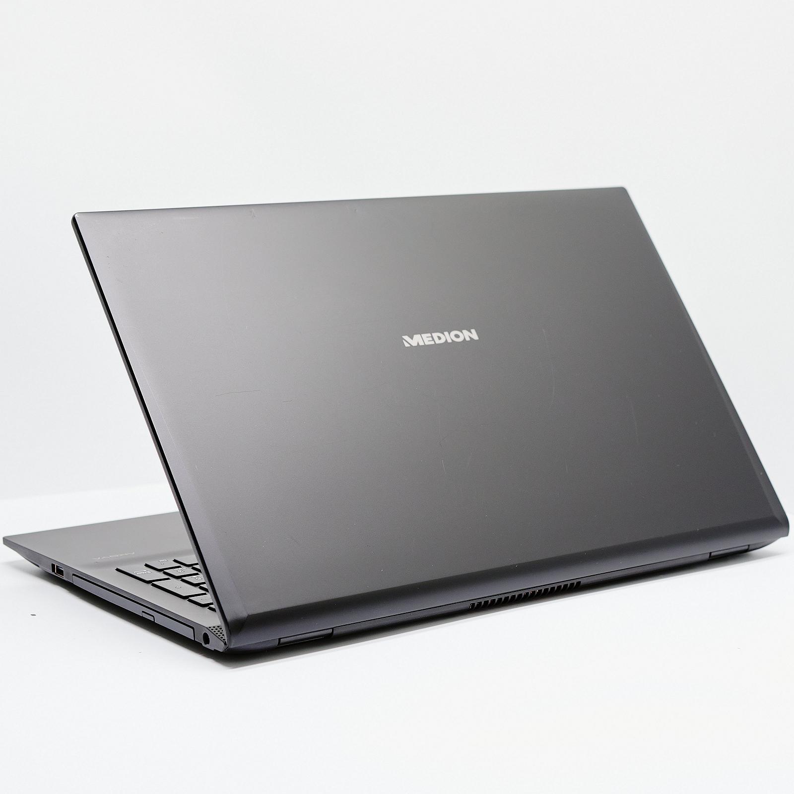 Ноутбук 15.6'' Medion (Lenovo Group) Akoya P6687 Intel Core i5-8250U RAM 8 ГБ SSD 128 ГБ + HDD 1 ТБ Nvidia GeForce Win10 (4863), фото №1