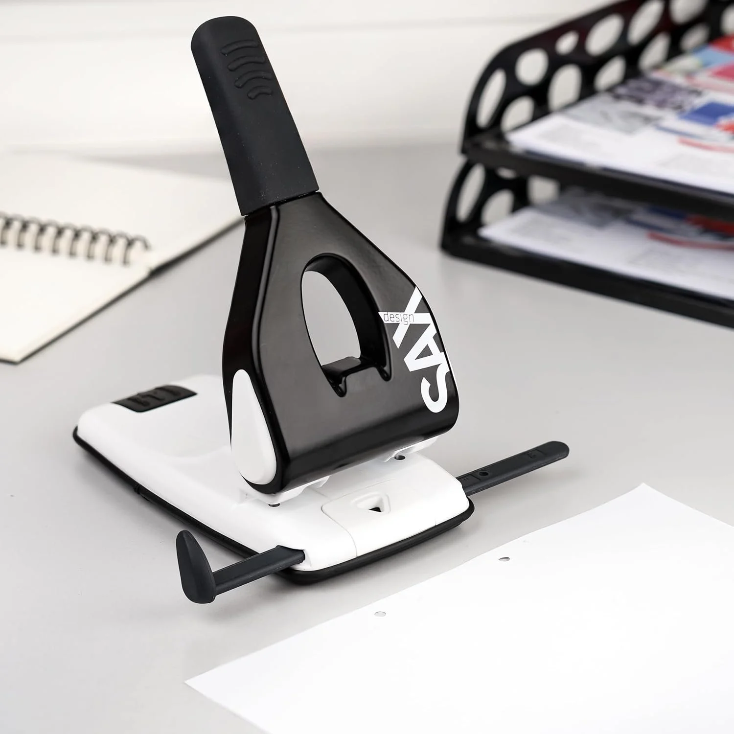 Дырокол для бумаги SAX 618 Черный, фото №6 Дырокол для бумаги SAX 618 Черный, фото №6