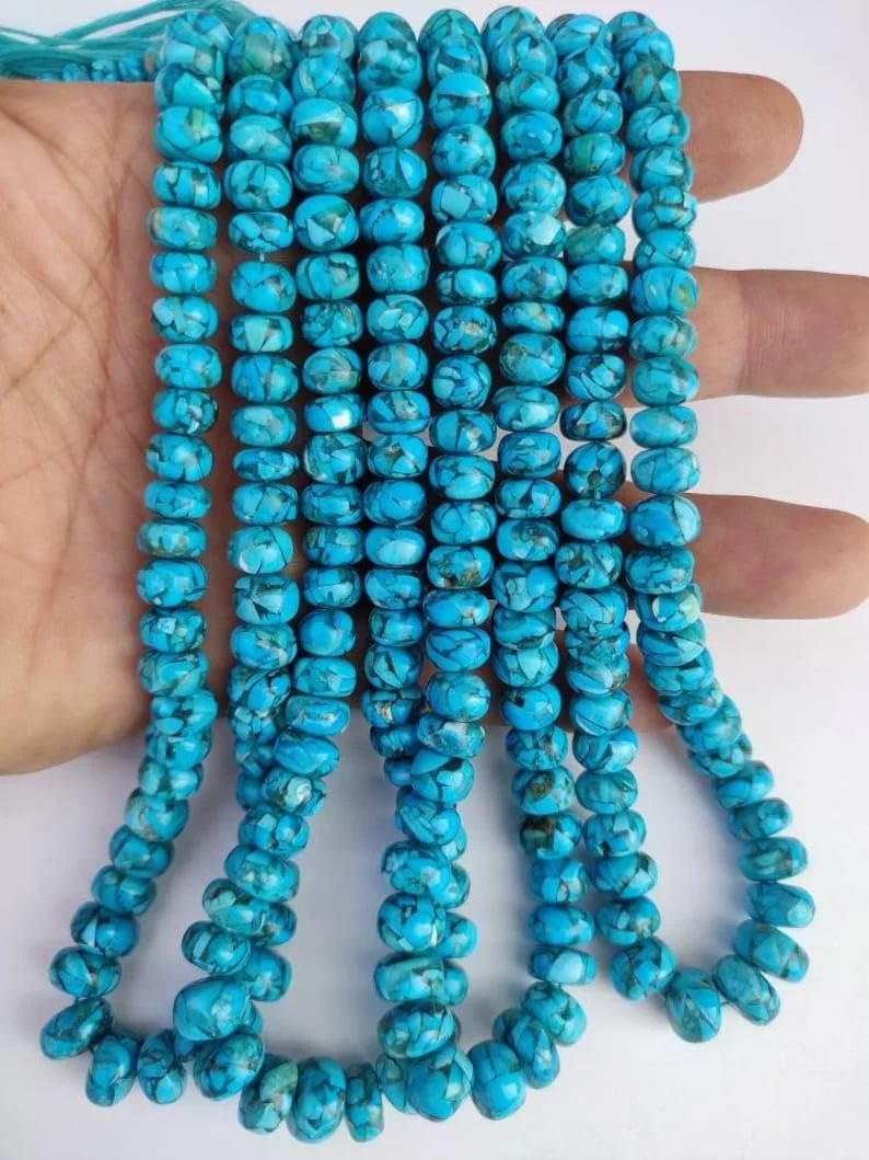 Бусины из натуральной бирюзы круглые граненые 8-10 мм, нить длиной 20 см камни для ожерелья и браслетов, фото №1