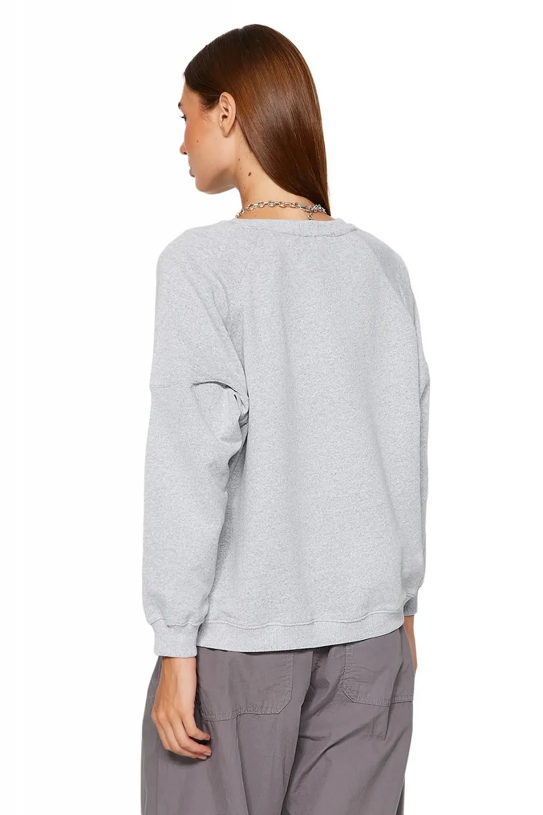 Женский свитшот TRENDYOL Oversize, однотонный, с круглым вырезом, фото №6 Женский свитшот TRENDYOL Oversize, однотонный, с круглым вырезом, фото №6