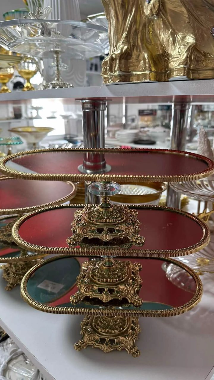 Дзеркальне блюдо, тортівниця 31х16 см, фото №1 Дзеркальне блюдо, тортівниця 31х16 см, фото №1