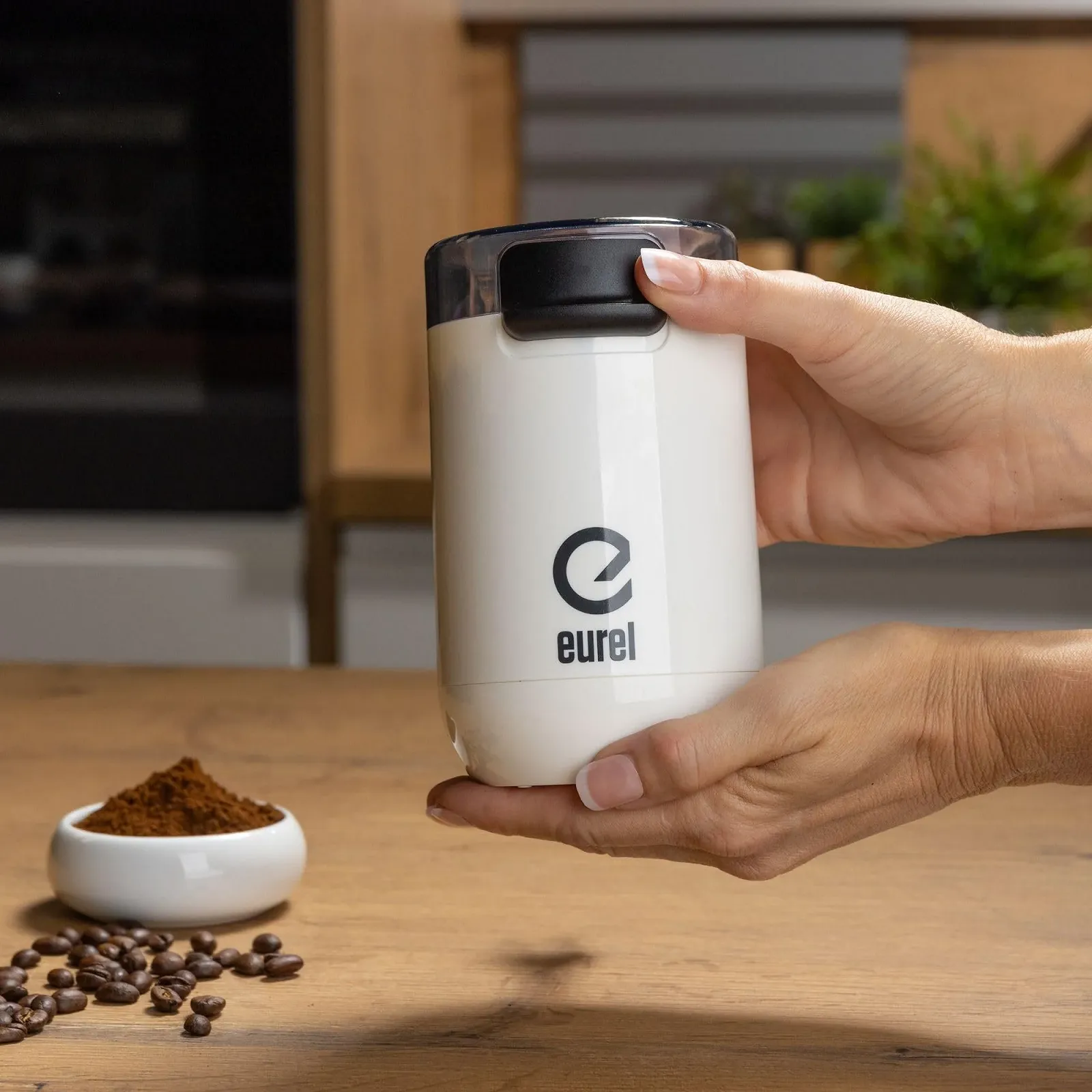 Кофемолка EUREL KMA Белая, фото №5