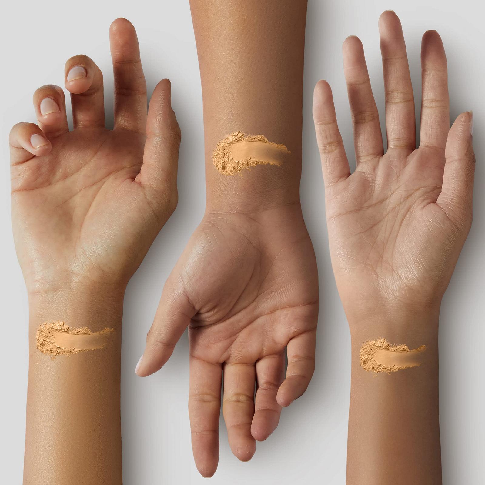 Пудра MAC Studio Fix Плюс Тональная основа NC45, фото №2 Пудра MAC Studio Fix Плюс Тональная основа NC45, фото №2