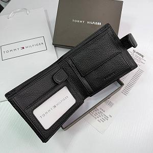 Чоловічий гаманець з натуральної шкіри Tommy Hilfiger ціна на synthetic.ua - Фото 1 Чоловічий гаманець з натуральної шкіри Tommy Hilfiger synthetic.ua - Фото 1