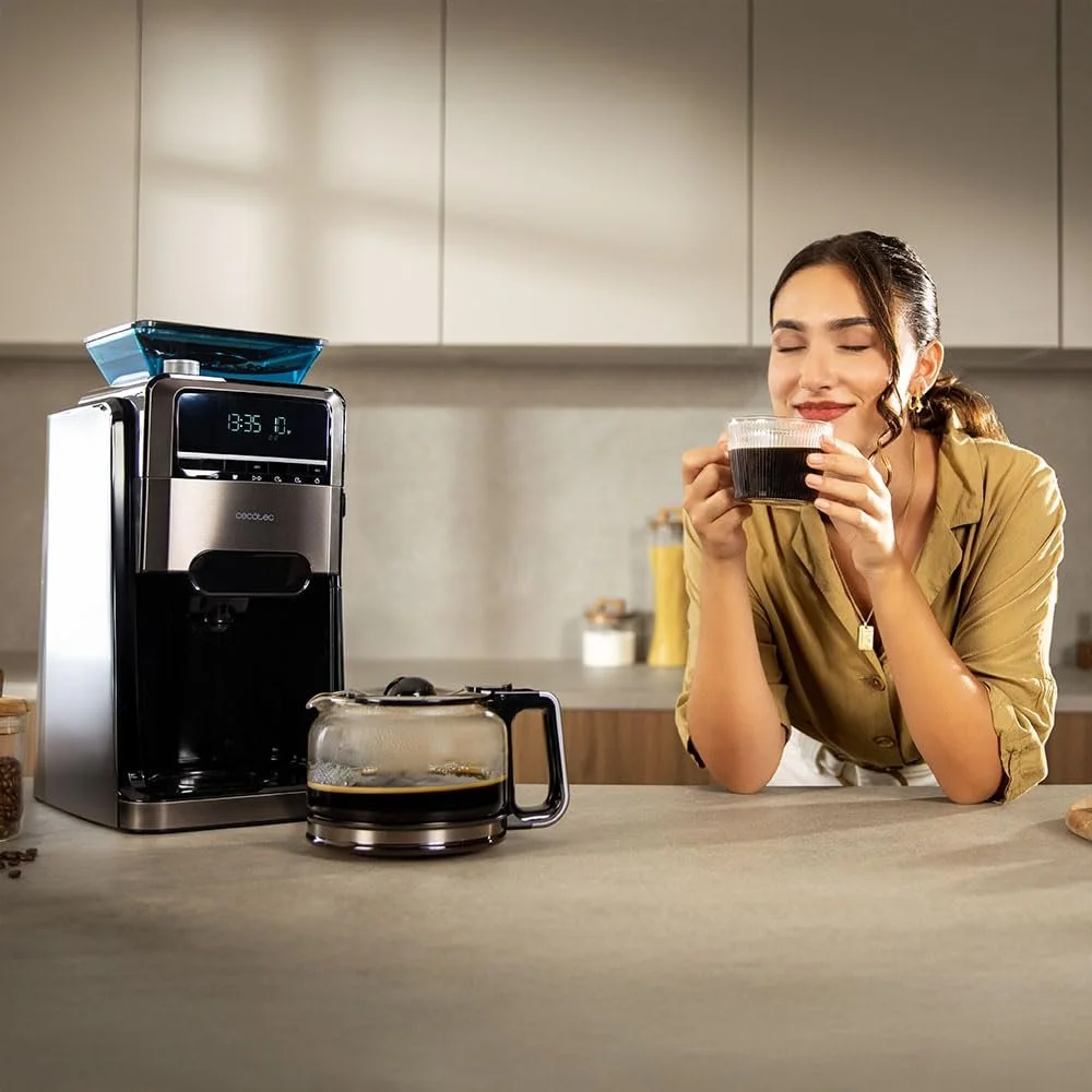 Капельная кофеварка Cecotec Coffee 66 Grind & Brew 1400 Вт 1.5 л 12 чашек контейнер для зерен 230 г коническая кофемолка 7 уровней Stainless Steel, фото №4