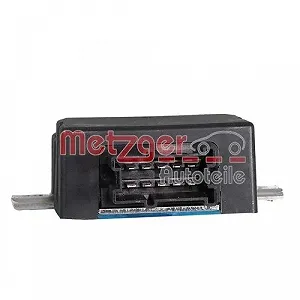 Блок управления топливным насосом METZGER GREENPARTS 2250581 для BMW synthetic.ua - Фото 1