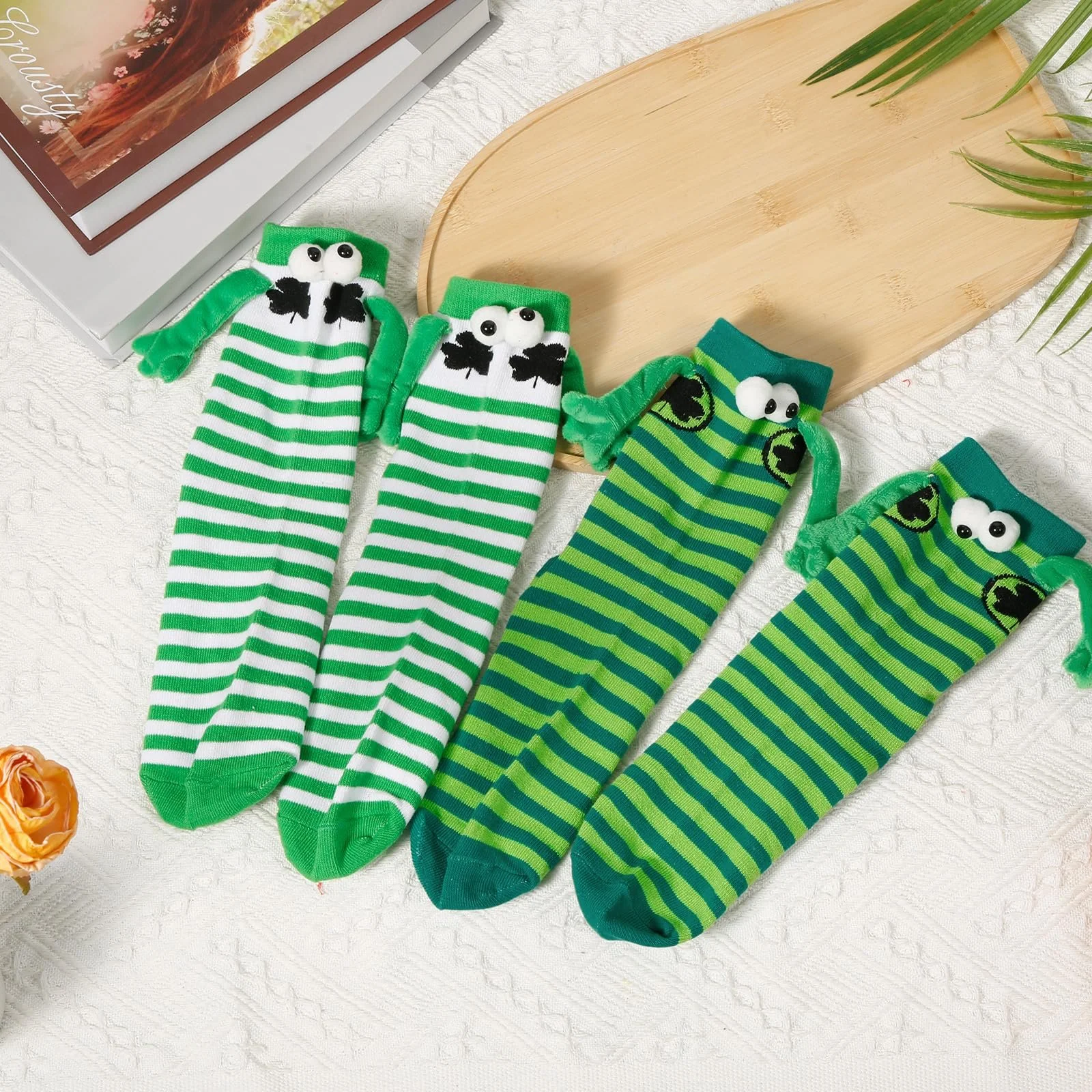 Носки Saint Patricks Day 2 пары, Носки с клевером ко Дню Святого Патрика, Магнитные носки для держания за руки для косплея на День Святого Патрика, Марди Гра, для повседневной носки (в полоску), Зеленый, Черный, Белый, фото №3 Носки Saint Patricks Day 2 пары, Носки с клевером ко Дню Святого Патрика, Магнитные носки для держания за руки для косплея на День Святого Патрика, Марди Гра, для повседневной носки (в полоску), Зеленый, Черный, Белый, фото №3