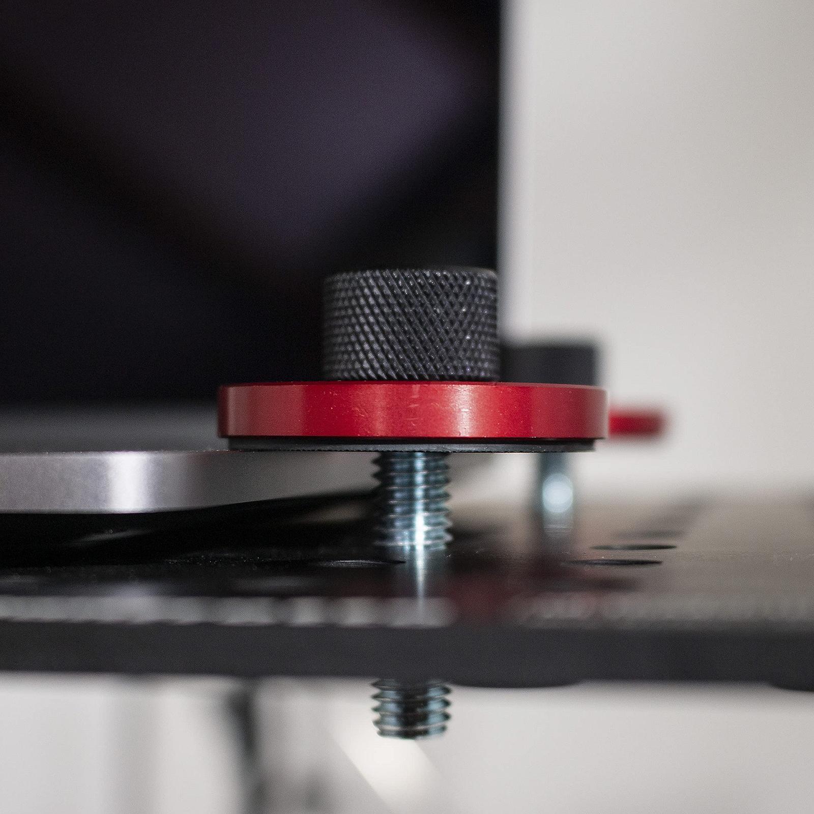 Платформа для ноутбука Manfrotto TetherGear 4.8мм Легкое алюминиевое крепление для ноутбука 46см x 31см Стиль сырной пластины Нескользящая скоба и организация кабелей MLTSA4301B, фото №12 Платформа для ноутбука Manfrotto TetherGear 4.8мм Легкое алюминиевое крепление для ноутбука 46см x 31см Стиль сырной пластины Нескользящая скоба и организация кабелей MLTSA4301B, фото №12