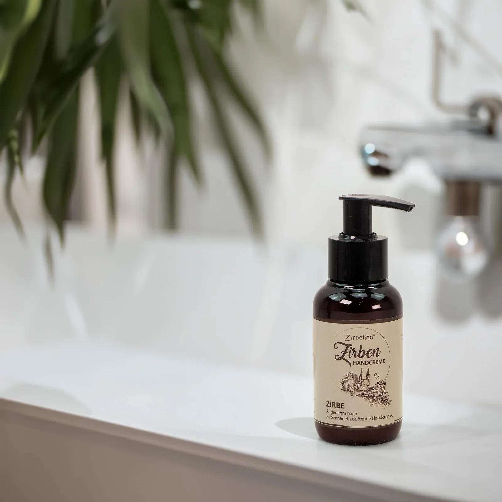 Крем для рук ZirbenHand Увлажняющий с дозатором 100 мл, фото №9