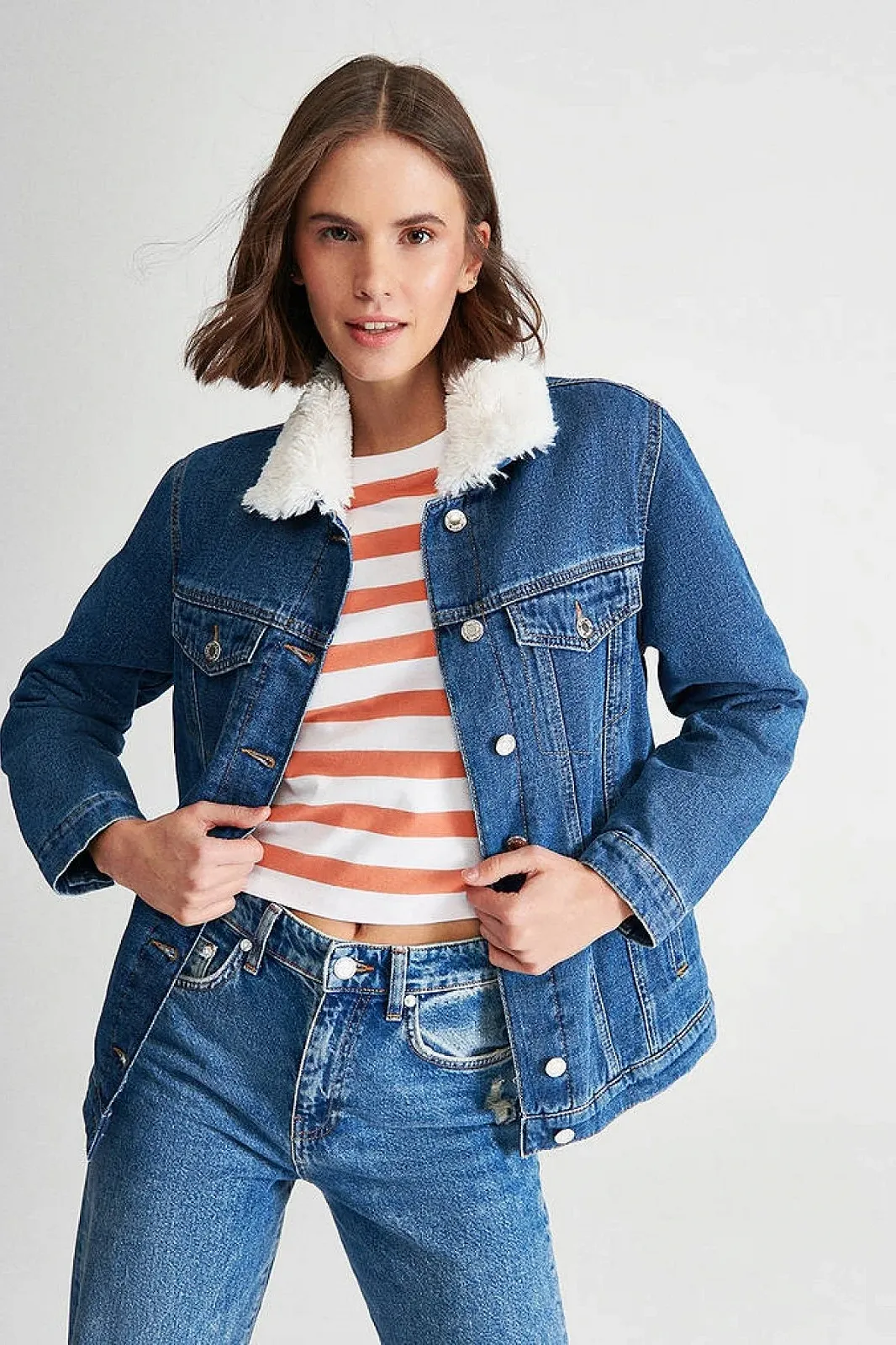 Жіноча джинсова куртка MAVI KARLA Indigo Sherpa Gold Icon - S, фото №2 Жіноча джинсова куртка MAVI KARLA Indigo Sherpa Gold Icon - S, фото №2