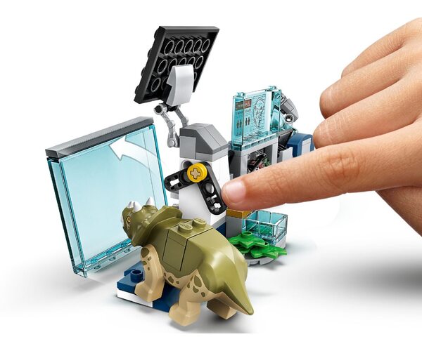 Конструктор LEGO Jurassic World Побег детёнышей динозавра 75939, фото №6