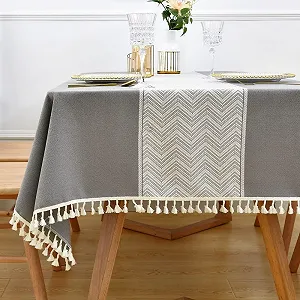Скатертина мийна Yofori Boho 135 x 135 см квадратна бавовна/поліестер сіра з китицями - Фото 1
