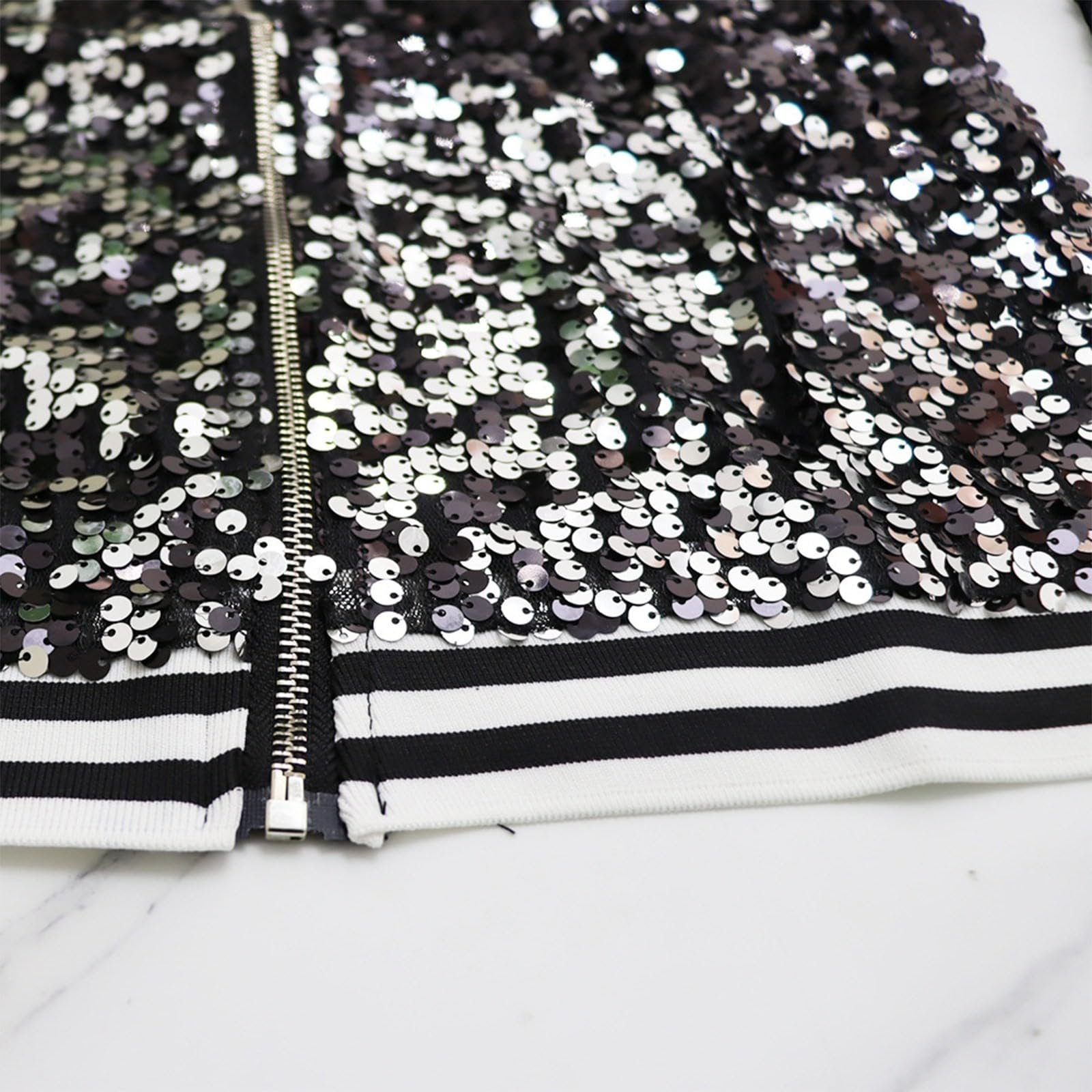 Блискуча куртка з довгими рукавами на блискавці з блискітками, фото №7 Блискуча куртка з довгими рукавами на блискавці з блискітками, фото №7