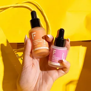 Набір Сироватка для обличчя Freshly Cosmetics Vitamin C та Гіпер Концентрат Сироватка для контуру очей Vitamin C synthetic.ua - Фото 1