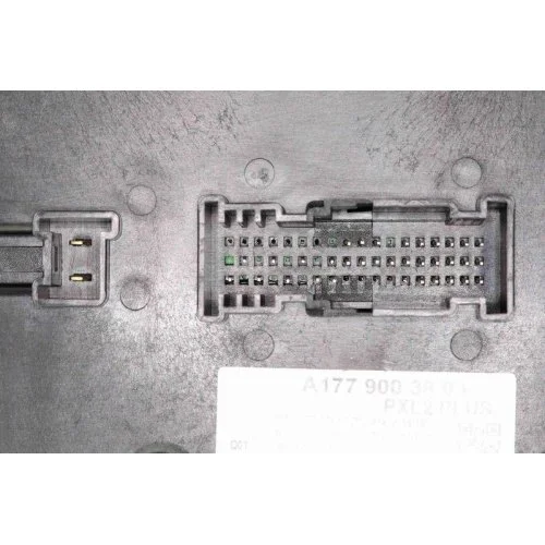 Блок управления освещением VEMO Green Mobility Parts V30-73-0042 для MERCEDES-BENZ, фото №3 Блок управления освещением VEMO Green Mobility Parts V30-73-0042 для MERCEDES-BENZ, фото №3