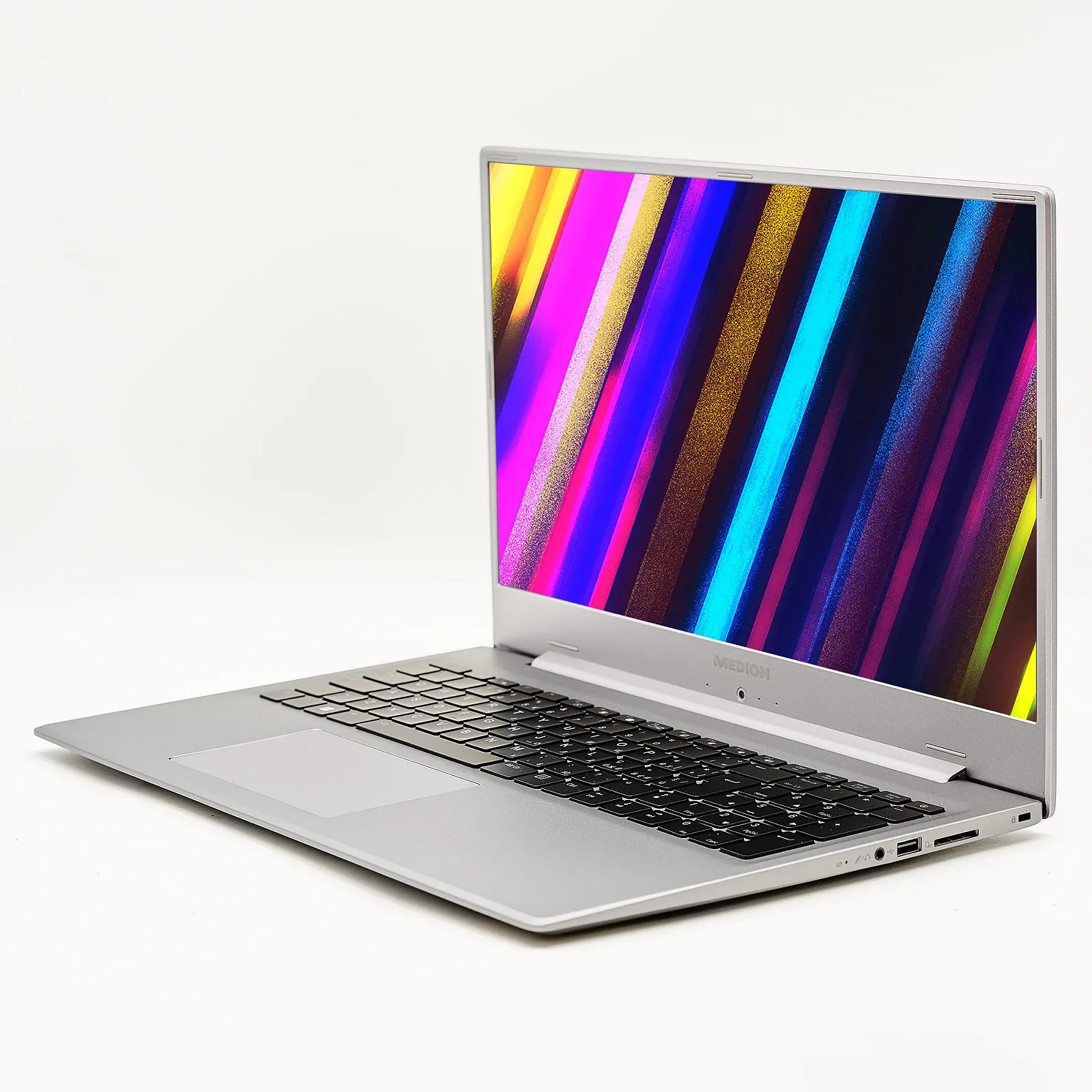 Ноутбук 17,3" Medion (Lenovo Group) Akoya S17405 | Intel Core i5-1135G7 | IPS (1920x1080) FullHD | RAM 8 ГБ | SSD 512 ГБ | Intel Iris Xe Graphics | Метал | підсвітка | Win11 (4896), фото №4