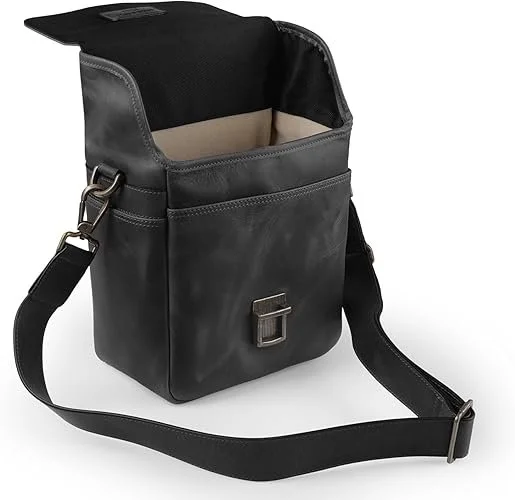 Шкіряна сумка-мессенджер для камери MegaGear MG1328 Mini Чорний, фото №3 Шкіряна сумка-мессенджер для камери MegaGear MG1328 Mini Чорний, фото №3