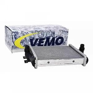 Радиатор охлаждения двигателя VEMO Green Mobility Parts V20-60-0087 для BMW synthetic.ua - Фото 1