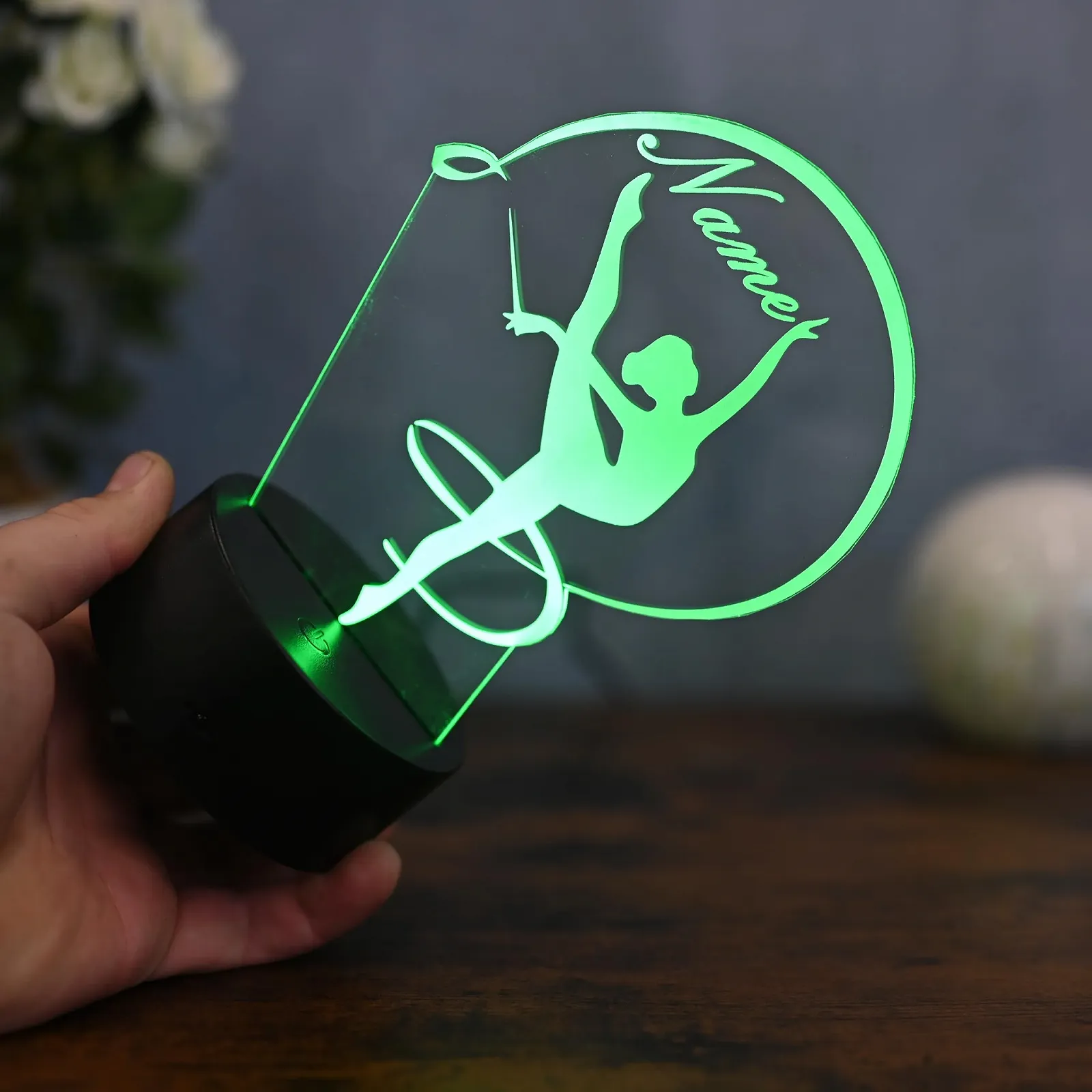 Настольная лампа LED с мотивом гимнастки, фото №5