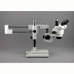 Тринокулярный стереомикроскоп с зумом AmScope SM-4TP Professional с одновременным контролем фокусировки, окулярами WH10X, зум-объективом 0,7X-4,5X, окружающим освещением, двухрычажной штативной стойкой, 7X-45X synthetic.ua - Фото 1
