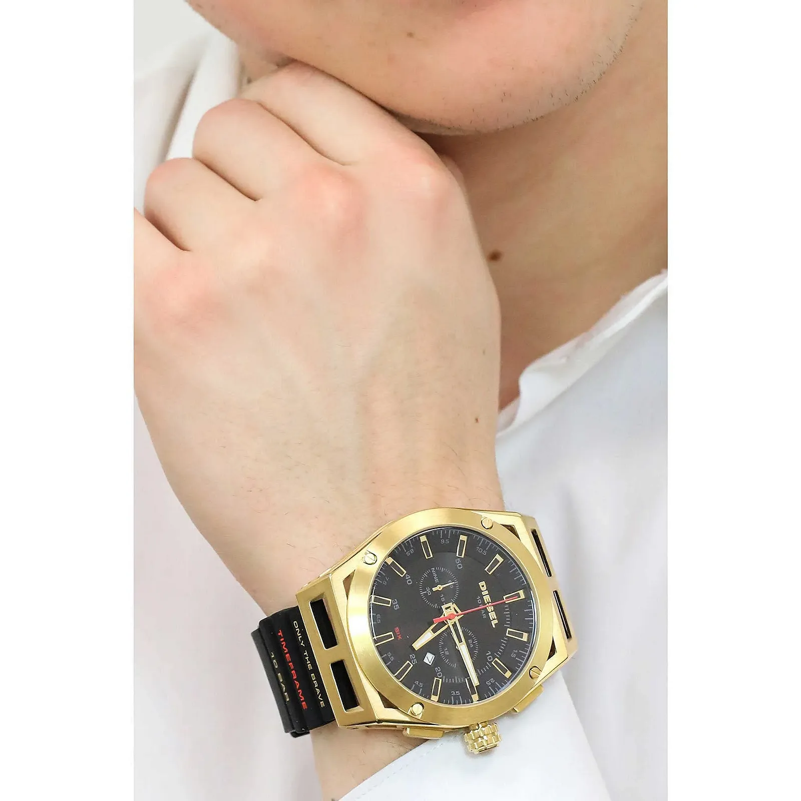 Годинник Diesel Timeframe Чоловічий, кварцовий хронограф, з силіконовим, нержавіючої сталі або шкіряним ремінцем, фото №2 Годинник Diesel Timeframe Чоловічий, кварцовий хронограф, з силіконовим, нержавіючої сталі або шкіряним ремінцем, фото №2