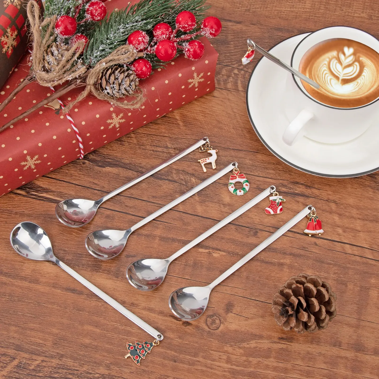 Рождественская ложка Рождественская кофейная ложка из нержавеющей стали Десертная ложка Чайная ложка с рождественским кулоном Набор рождественских ложек Подарочная коробка Упаковка 6 штук (Серебряная), фото №4