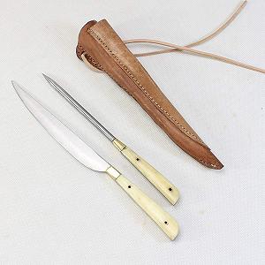Столовые приборы Vehi Mercatus Medieval в двойном кожаном чехле Кость Тип 5 synthetic.ua - Фото 1