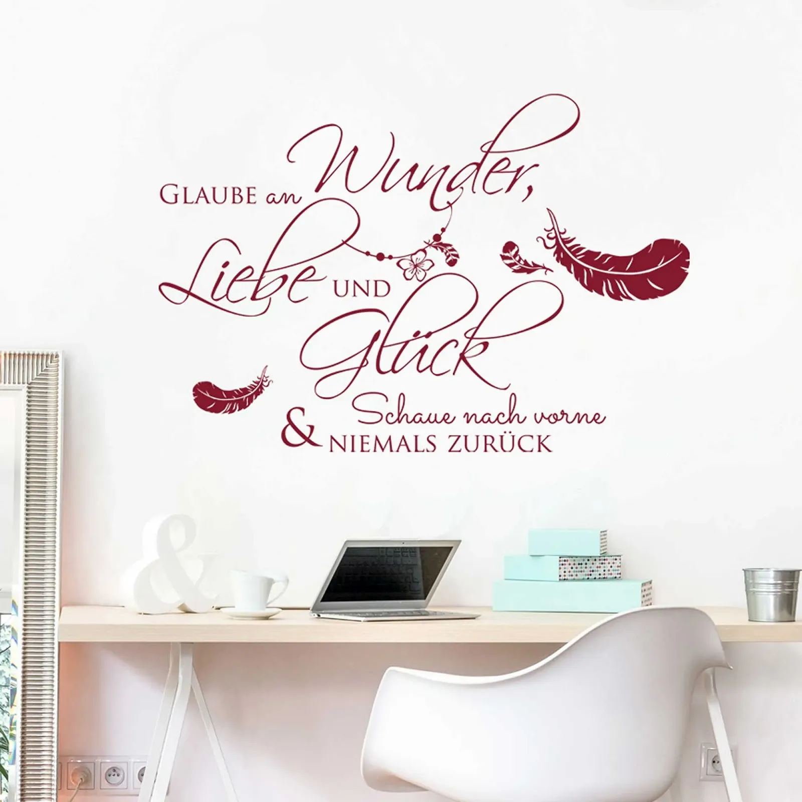 Наклейка на стіну M1970 «Віра в чудеса» з пір'ям, фото №3