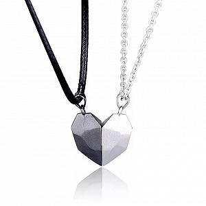 Парний кулон на шию для закоханих на магніті - Фото 1