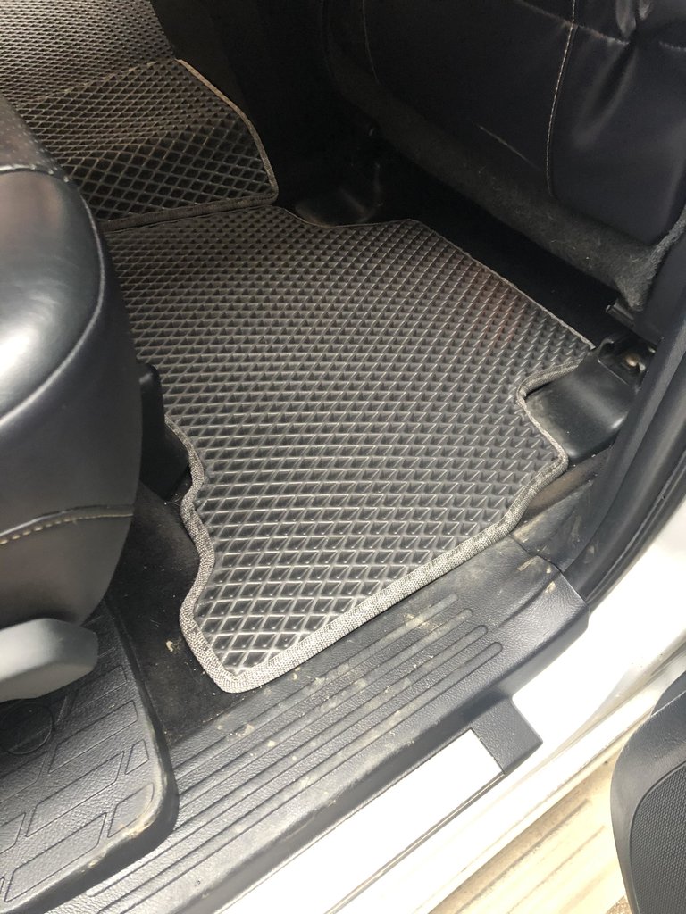 Коврики EVA черные 5 местный 2013-2022 для Toyota Land Cruiser Prado 150, фото №1 Коврики EVA черные 5 местный 2013-2022 для Toyota Land Cruiser Prado 150, фото №1