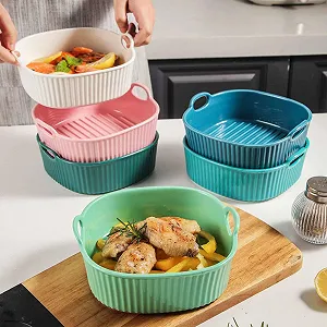 Форма для лазаньї прямокутна керамічна 850 мл 20 x 19 x 6 см зелена з ручкою synthetic.ua - Фото 1