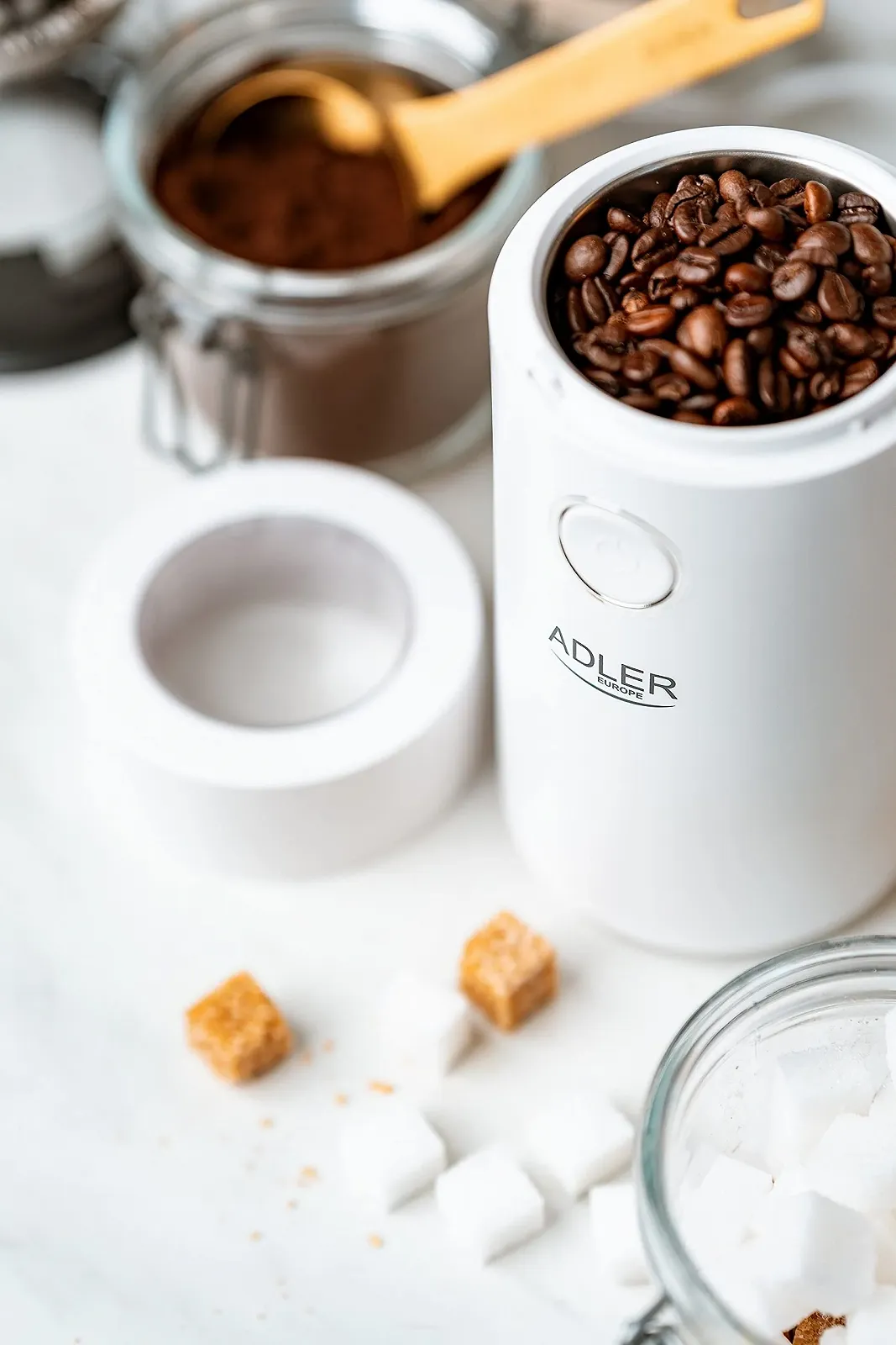 Кофемолка JUNG ADLER AD4446WS, белая, 150 Вт, 75 г, фото №7 Кофемолка JUNG ADLER AD4446WS, белая, 150 Вт, 75 г, фото №7