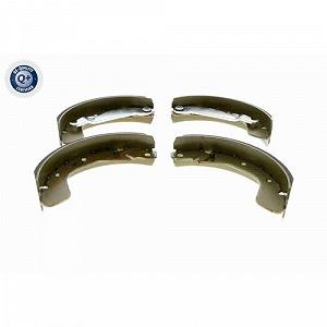 Комплект гальмівних колодок VAICO Q+ V40-8111 оригінальна якість synthetic.ua - Фото 1