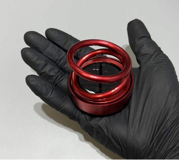 Ароматизатор в автомобиль Левитирующие кольца от солнечного света MIO 1 сменный картридж Красный 050965, фото №7 Ароматизатор в автомобиль Левитирующие кольца от солнечного света MIO 1 сменный картридж Красный 050965, фото №7