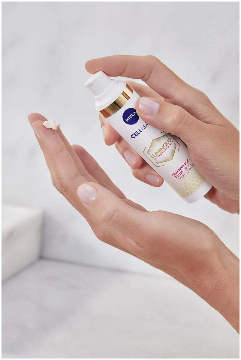 Денний флюїд для обличчя NIVEA Cellular Luminous 630 зволожувальний проти пігментних плям SPF 50 40 мл, фото №5