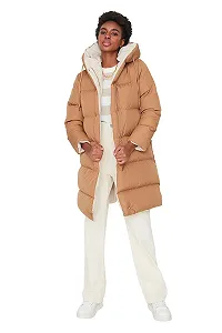 Купити Куртка Trendyol Жіноча З капюшоном Однотонна Зимова - Фото 1 Куртка Trendyol Жіноча З капюшоном Однотонна Зимова - Фото 1