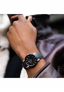 Часы Daniel Wellington Iconic Серебряный Каучук synthetic.ua - Фото 1