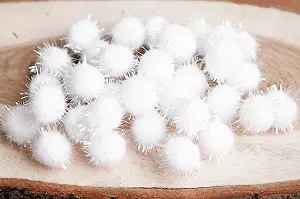 Помпоны для рукоделия Лентомания 15мм белые с люрексом 10шт POM15WHTLR - Фото 1