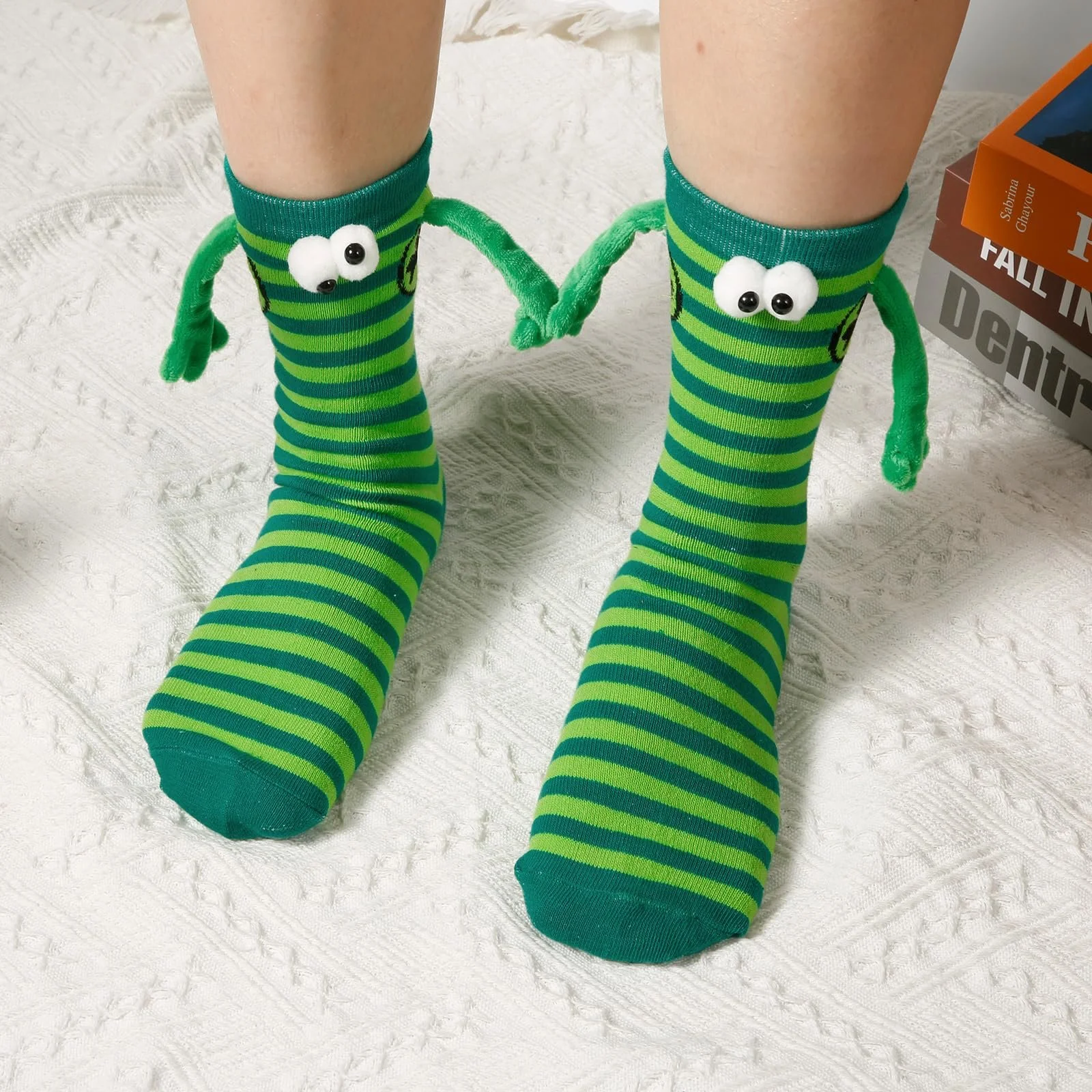 Носки Saint Patricks Day 2 пары, Носки с клевером ко Дню Святого Патрика, Магнитные носки для держания за руки для косплея на День Святого Патрика, Марди Гра, для повседневной носки (в полоску), Зеленый, Черный, Белый, фото №5 Носки Saint Patricks Day 2 пары, Носки с клевером ко Дню Святого Патрика, Магнитные носки для держания за руки для косплея на День Святого Патрика, Марди Гра, для повседневной носки (в полоску), Зеленый, Черный, Белый, фото №5