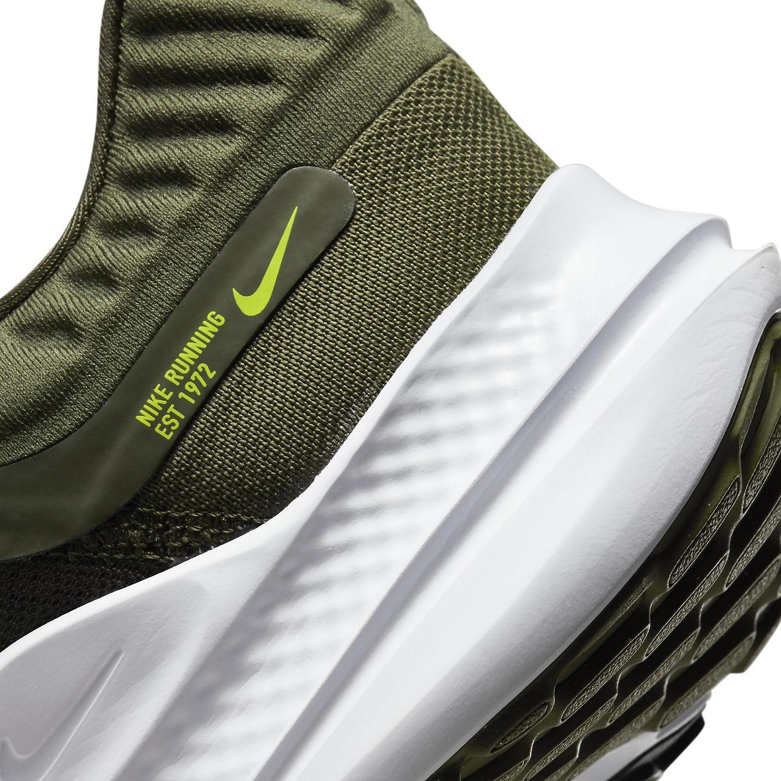 Кросівки Nike Quest 5 чоловічі, фото №8 Кросівки Nike Quest 5 чоловічі, фото №8