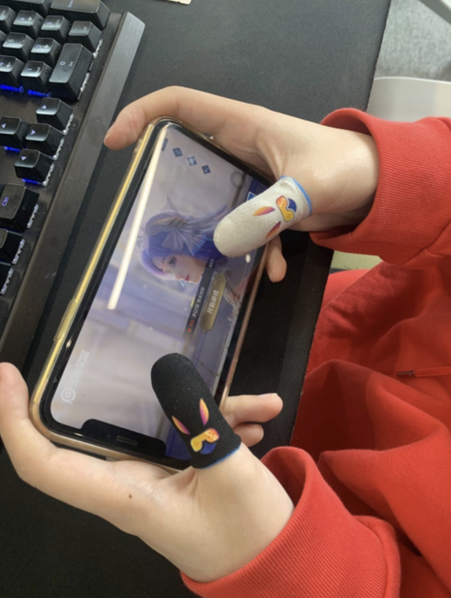 Сенсорні ігрові напальчники для мобільних ігор (PUBG, CoD, Free Fire) 4 шт Червоний, фото №2