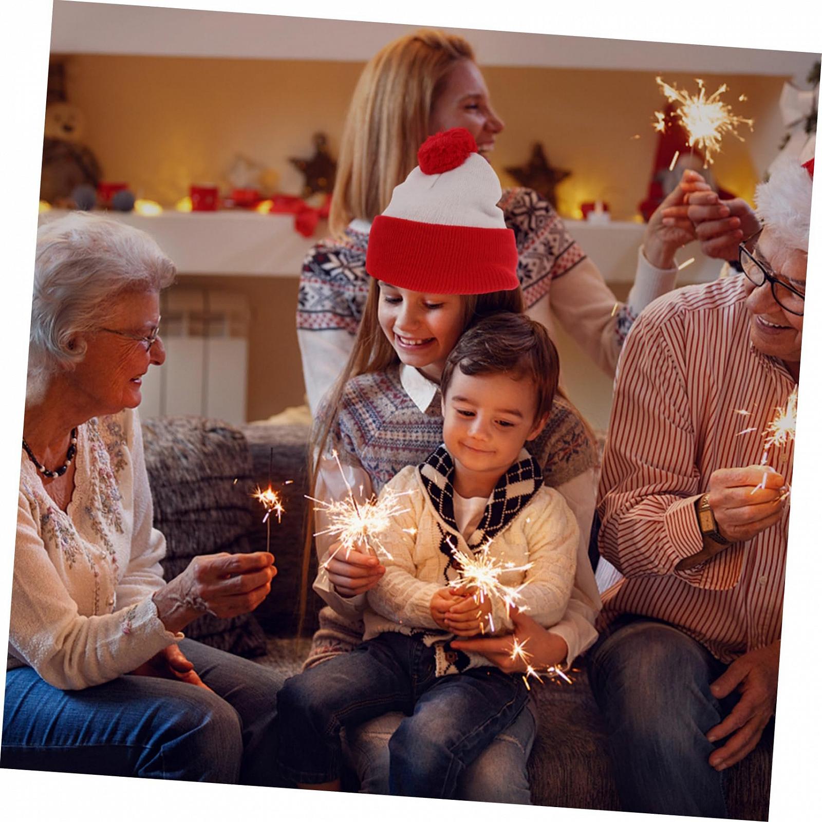 Вязаная шапка WRITWAA Красно-белая, фото №6 Вязаная шапка WRITWAA Красно-белая, фото №6